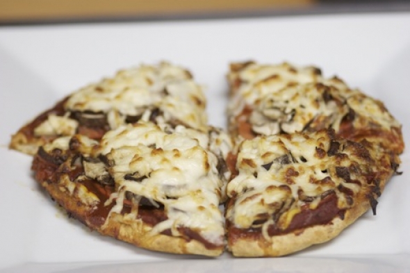 What’s For Dinner? Vegan Pizza