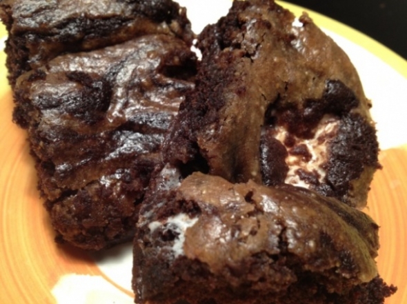 Gooey Vegan Goodness – Peanut Butter Marshmallow Brownies