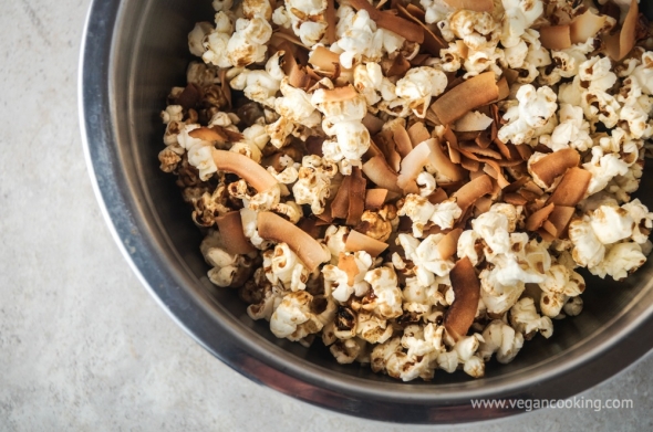 Toasted Brown Sugar Coconut Popcorn