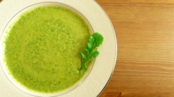 Raw Vegan Arugula Soup