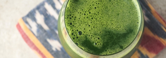 Green Juice #3: Kale, Spinach, Celery, Grapes, Pear, and Cucumber Green Juice #3: Kale, Spinach, Celery, Grapes, Pear, and Cucumber